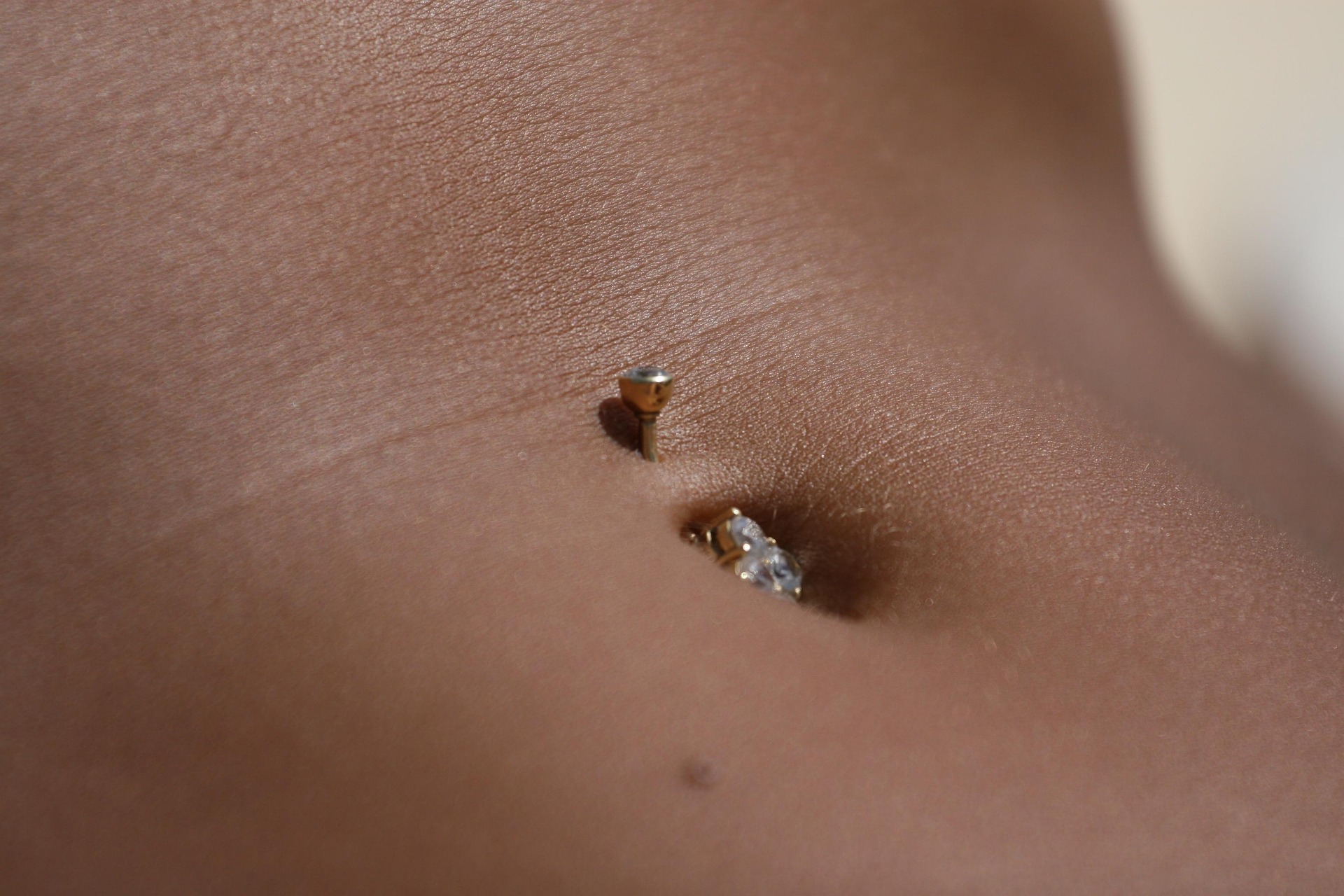 dermal piercing